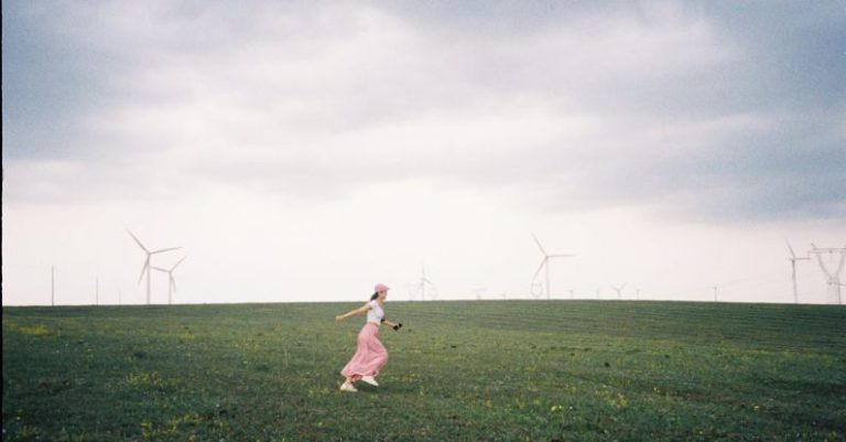 Energy-efficient - 她